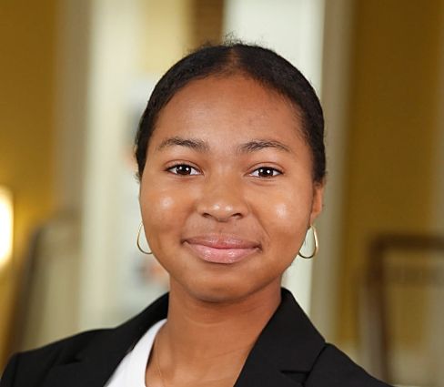 Jewel Elliott_jZGDZ776